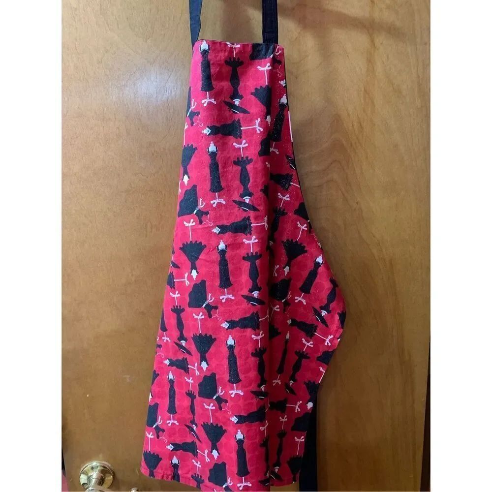 Apron Red Black Dresses on Mannequins #handmade